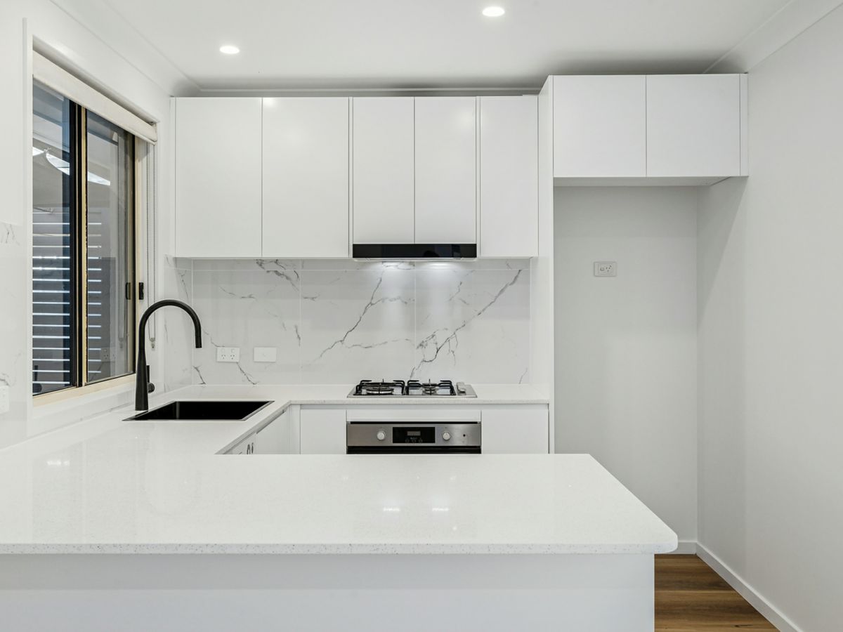 10 Blamey Place, Narellan Vale - image 1