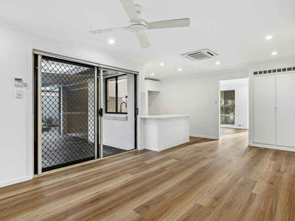 10 Blamey Place, Narellan Vale - image 3