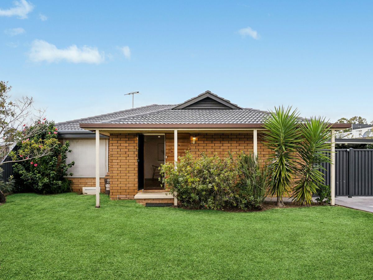 2 Kullaroo Avenue, Bradbury - image 2
