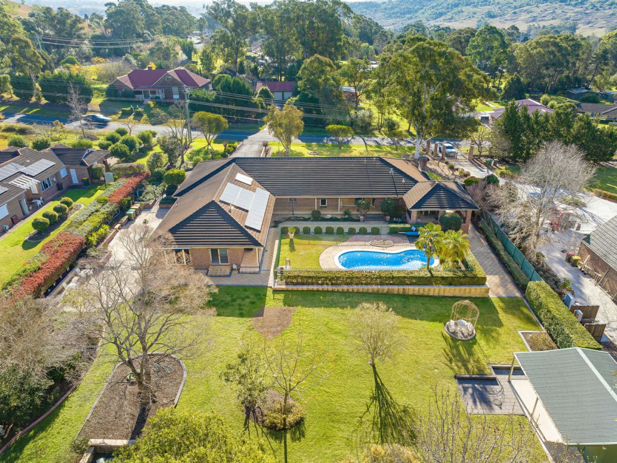 6 Coldenham Road, Picton - image 1