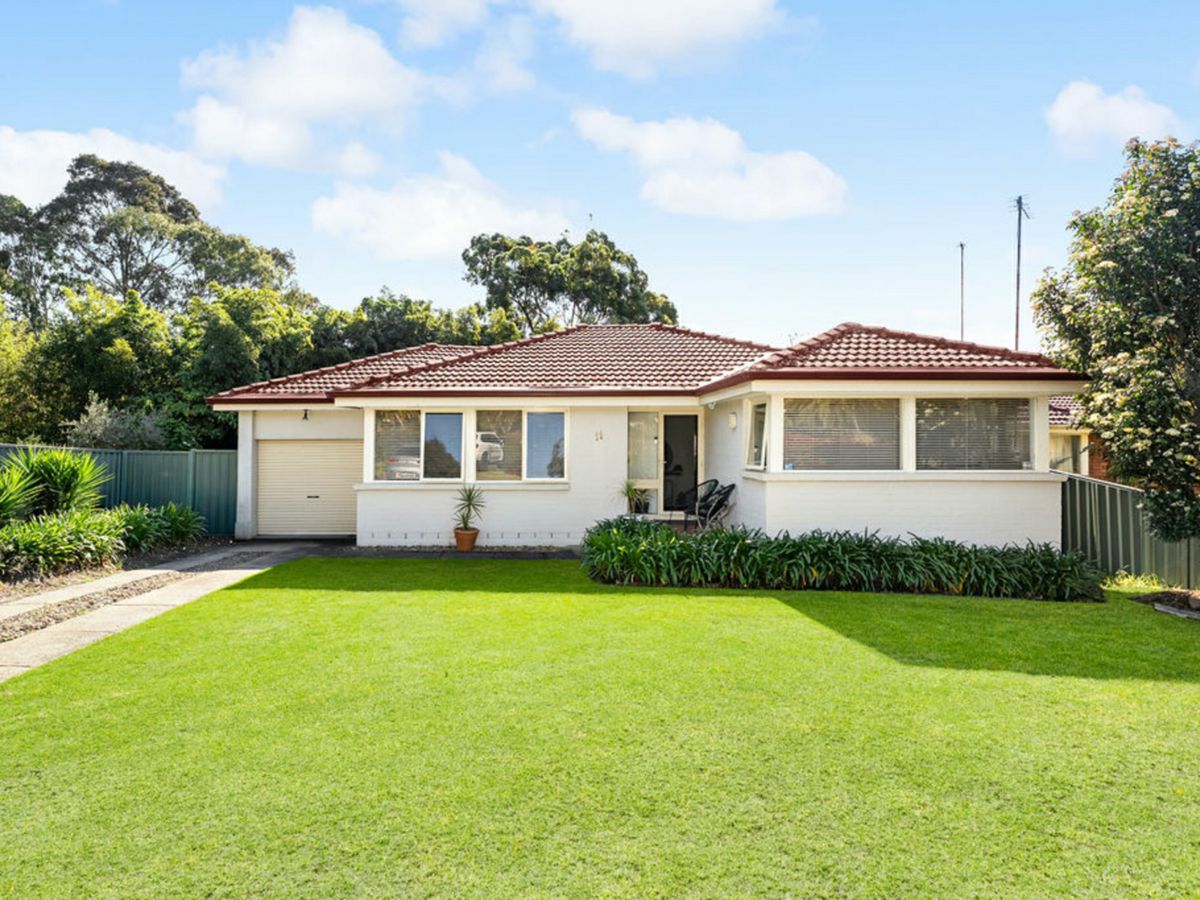 11 Jacaranda Avenue, Bradbury - image 2