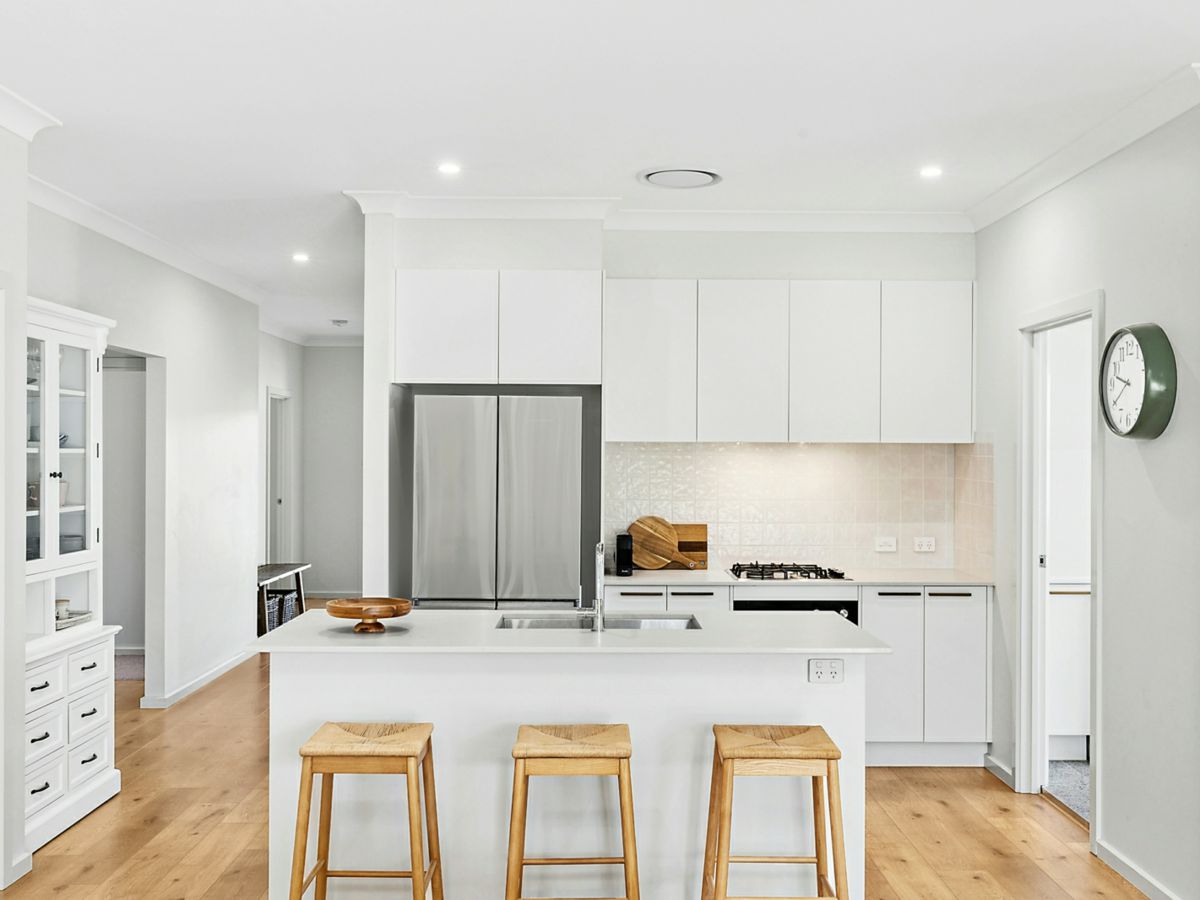 9 Three Points Avenue, Macmasters Beach - image 2