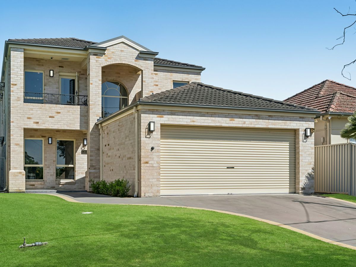 13 Wolger Street, Como - image 1