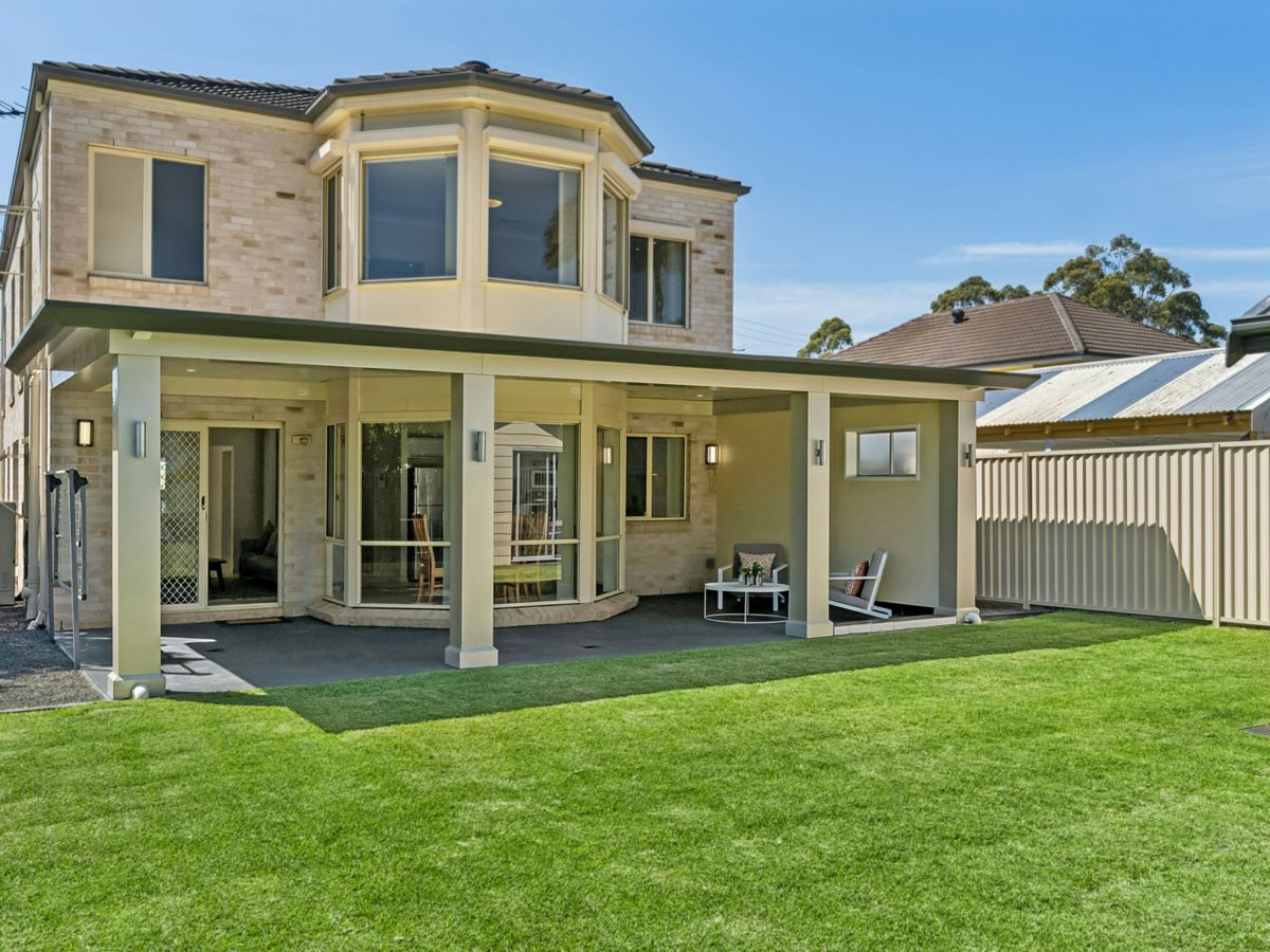 13 Wolger Street, Como - image 2
