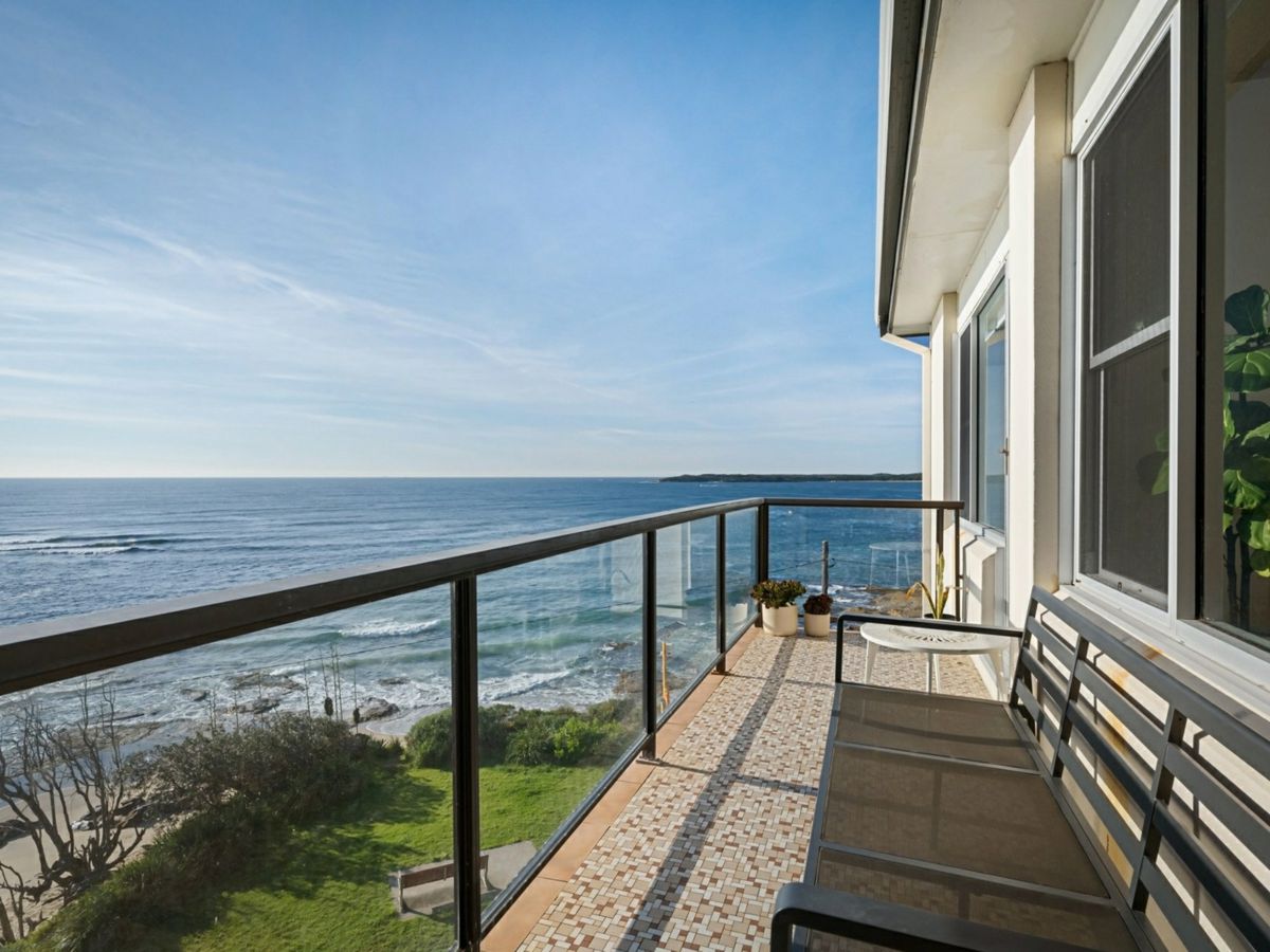 13/35 The Esplanade, Cronulla - image 2