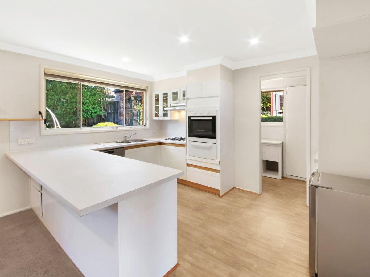 2 Meluca Crescent, Hornsby Heights - image 3