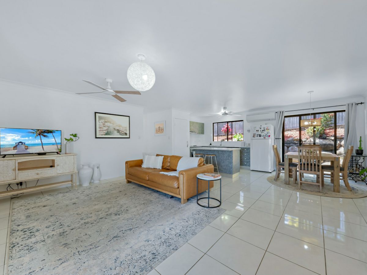 7 Amarula Place, Cannonvale - image 2