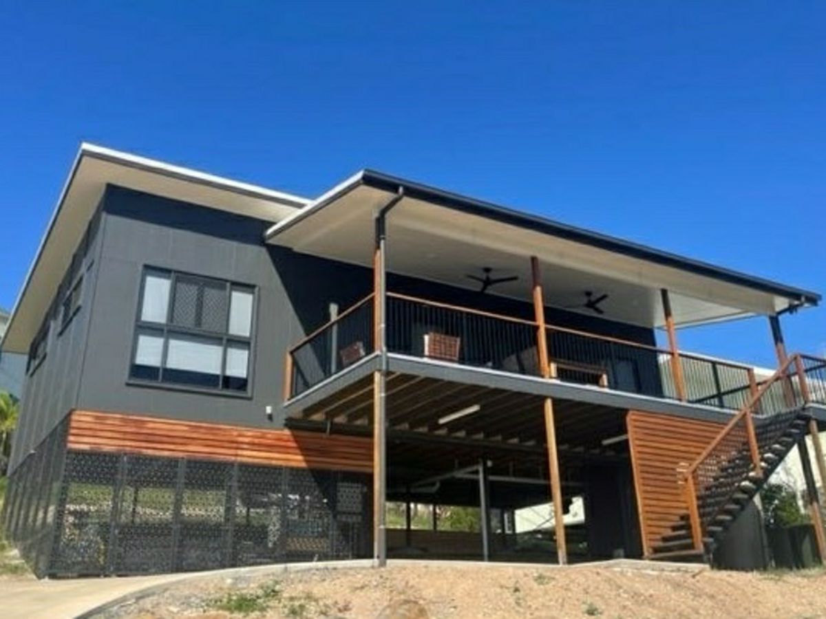 10 Solander Close, Agnes Water - image 1