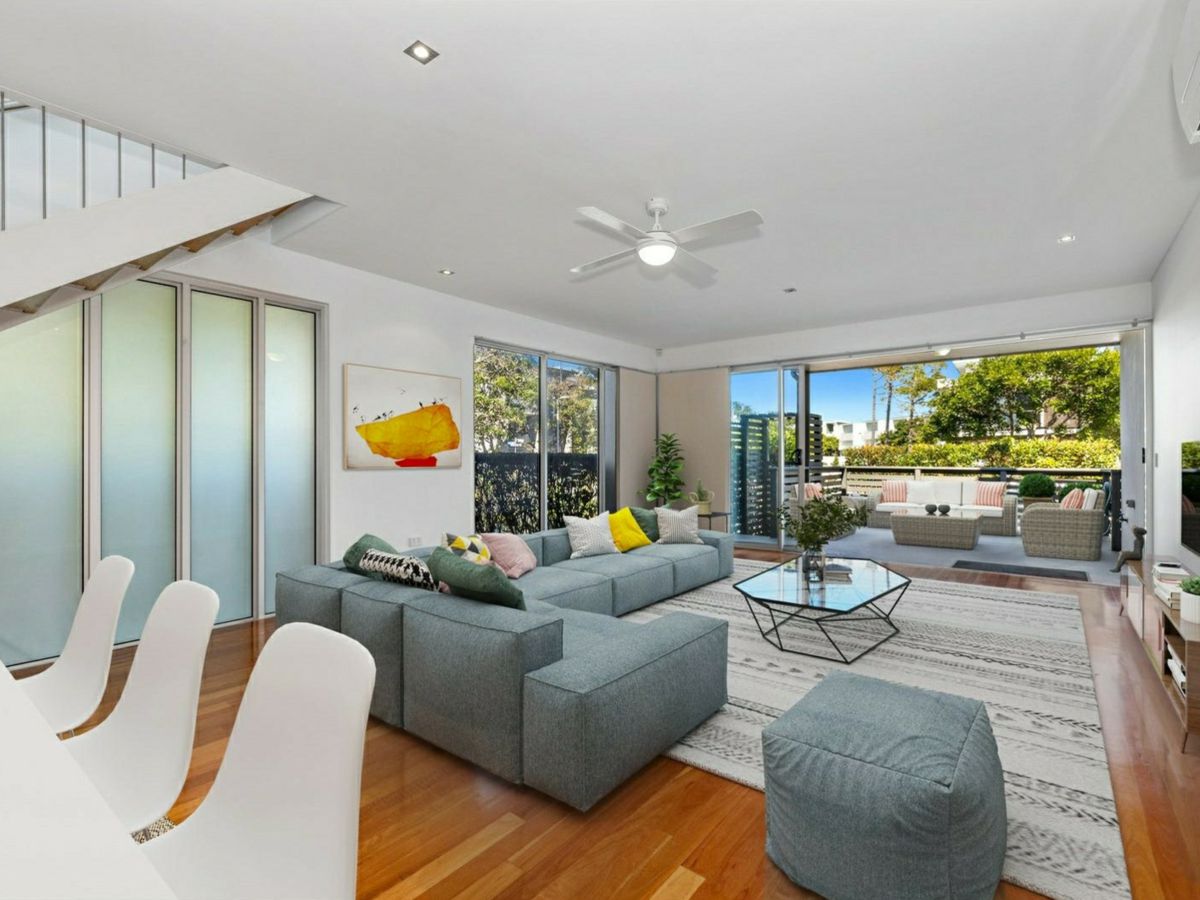 1/1 Canthium Way, Casuarina - image 2