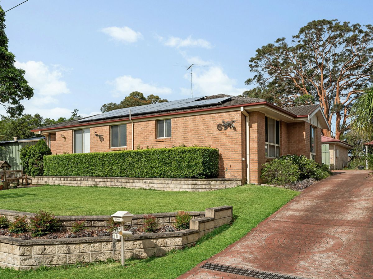 25 Tharawal Lane, Waterfall - image 1