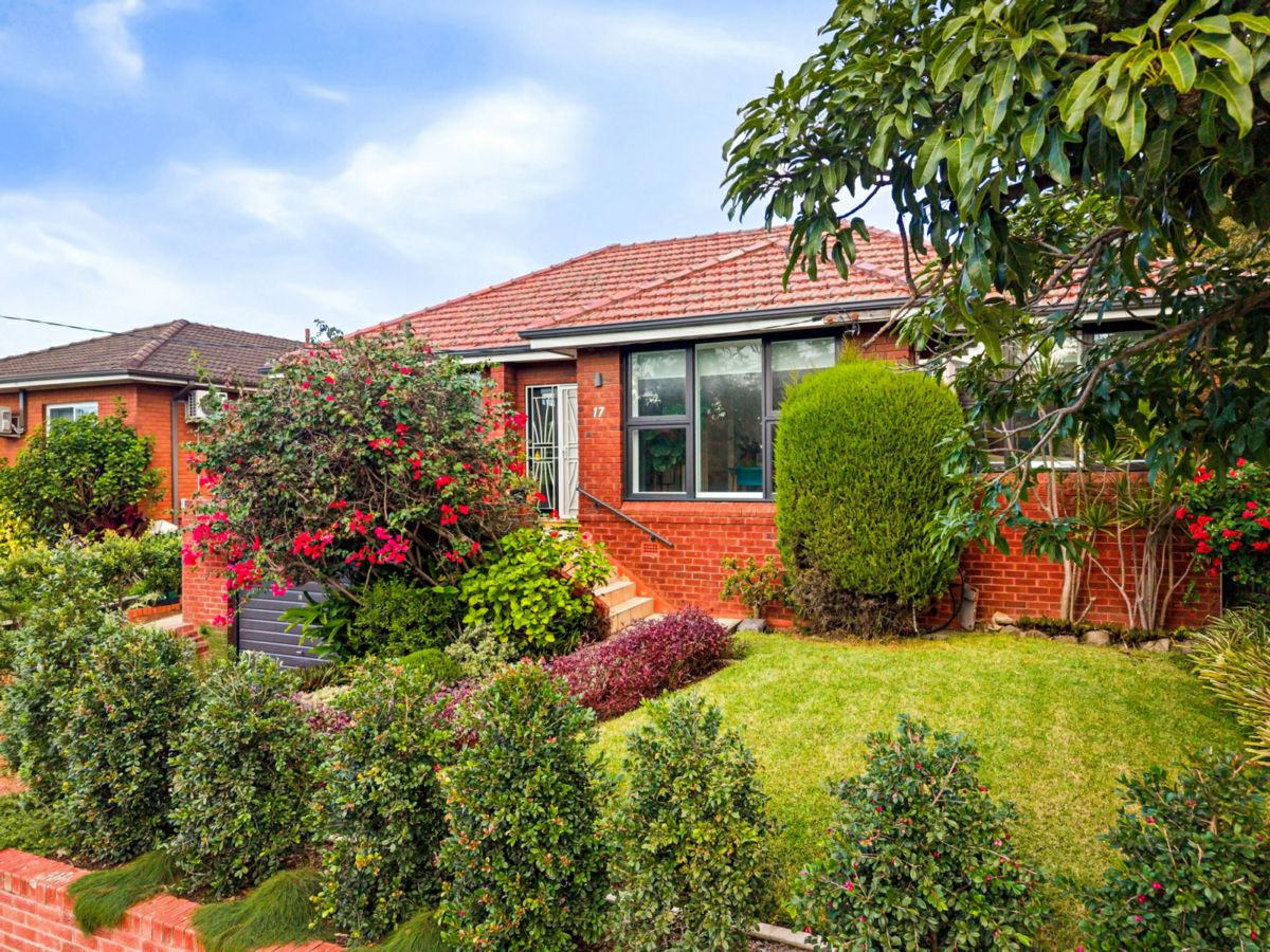 17 President Avenue, Kogarah - image 1