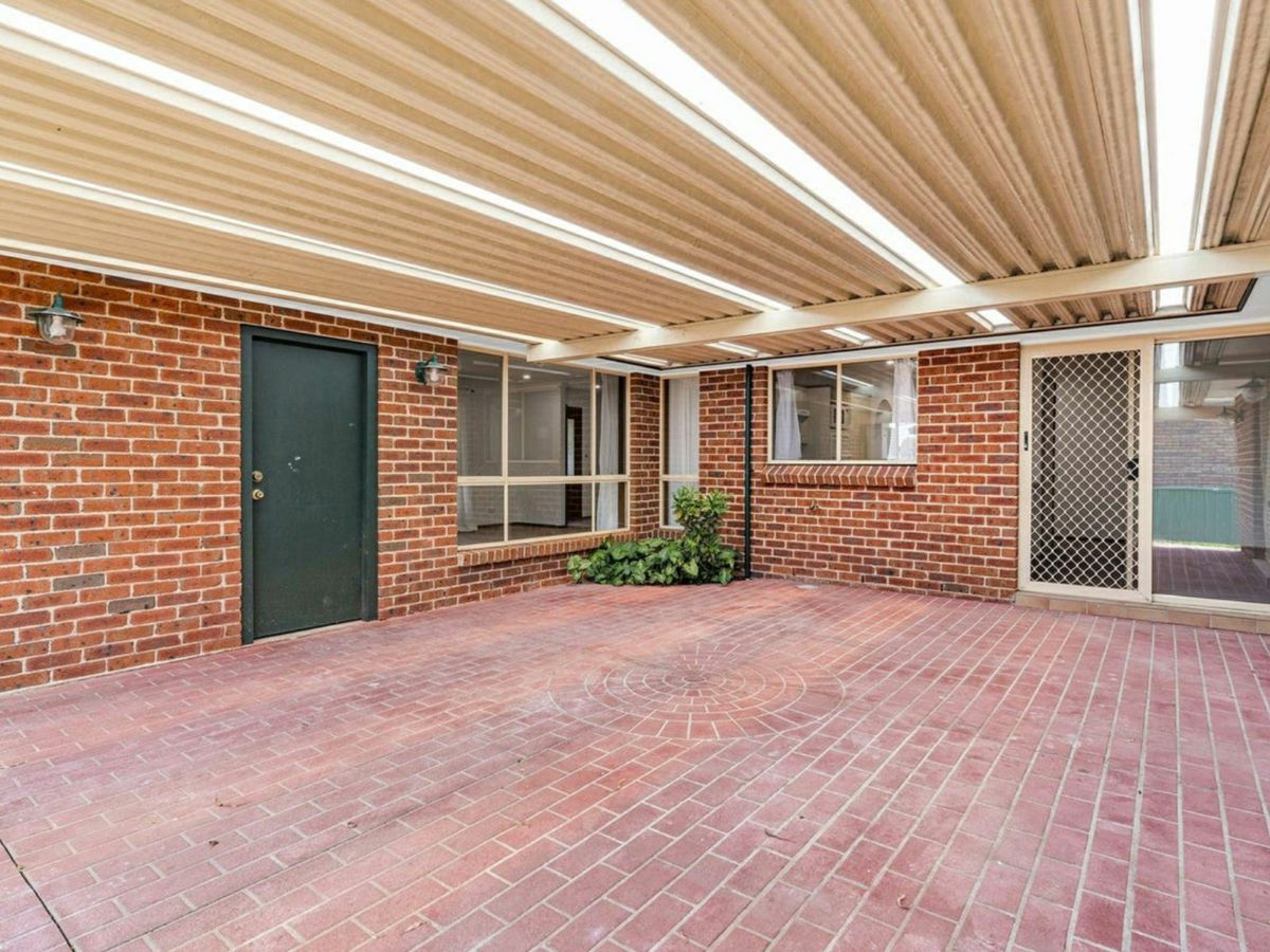 12 Hitter Avenue, Bass Hill - image 3