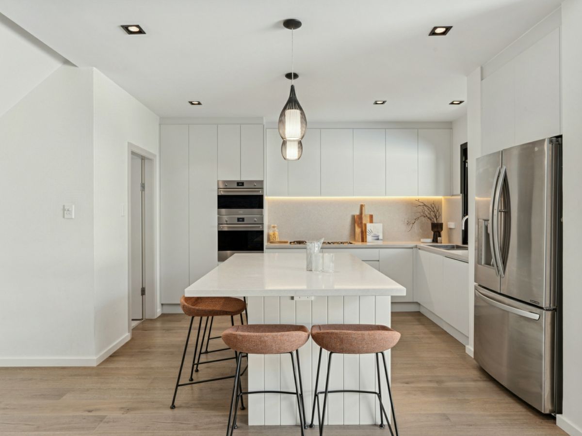 21 Russell Avenue, Sans Souci - image 3