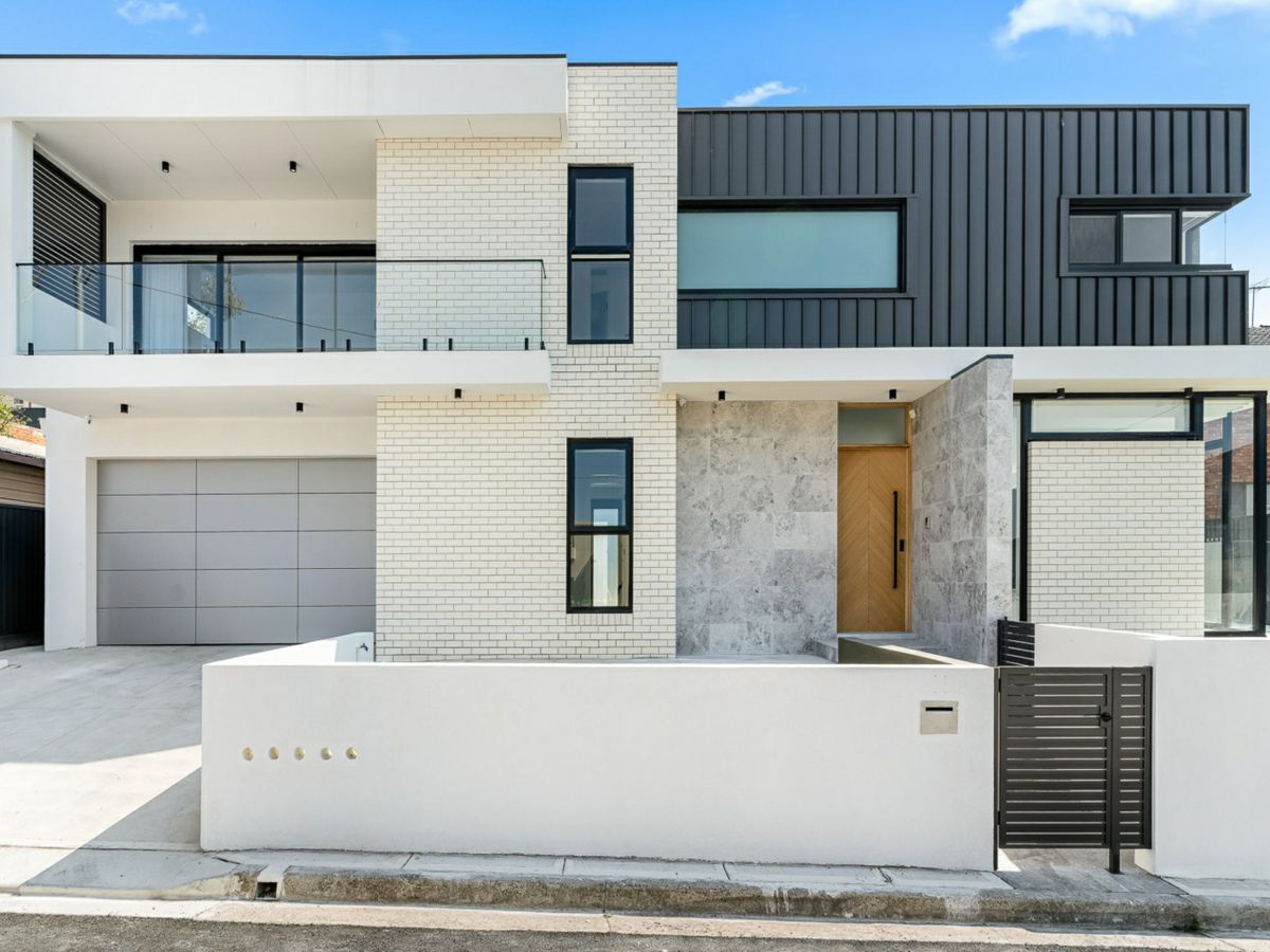 19 Lynwood Lane, Blakehurst - image 1