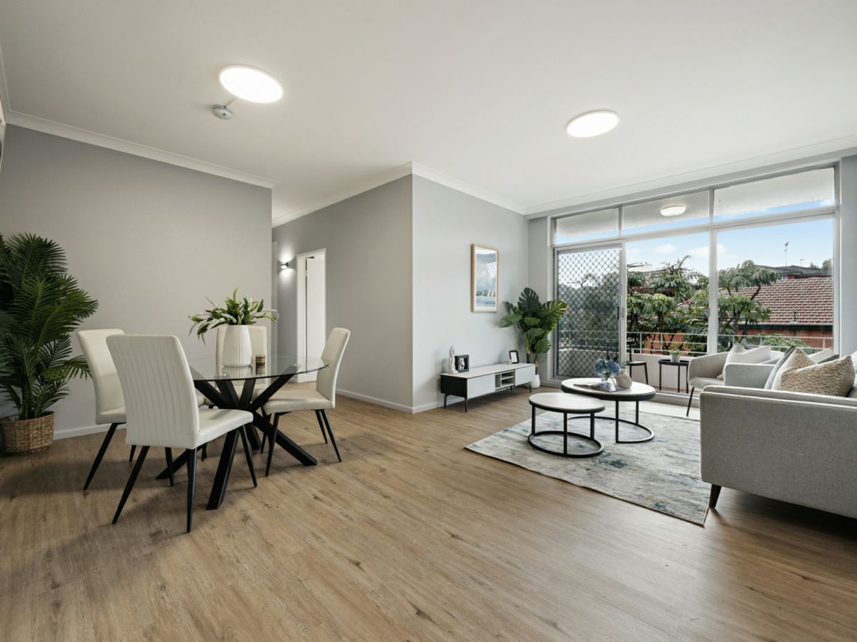 8/19 Hercules Road, Brighton-Le-Sands - image 1