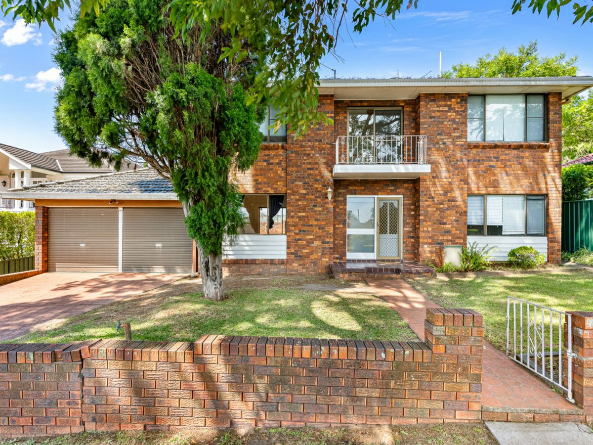 4 The Esplanade, South Hurstville - image 1