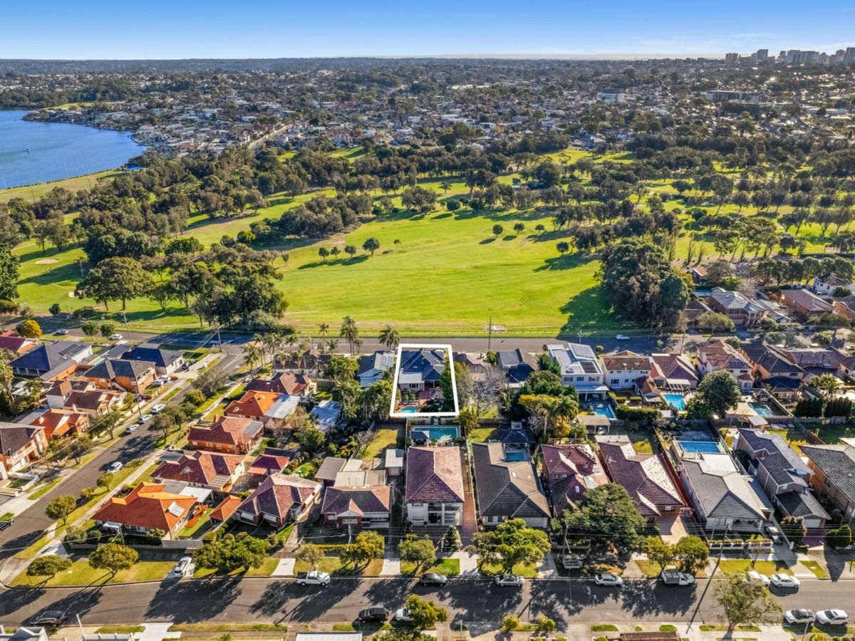 54 Burgess Street, Beverley Park - image 3