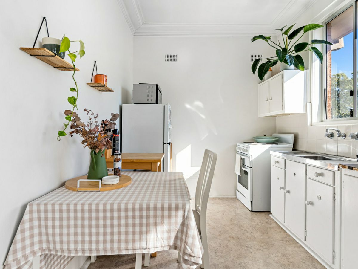 8/34 Smith Street, Tempe - image 3