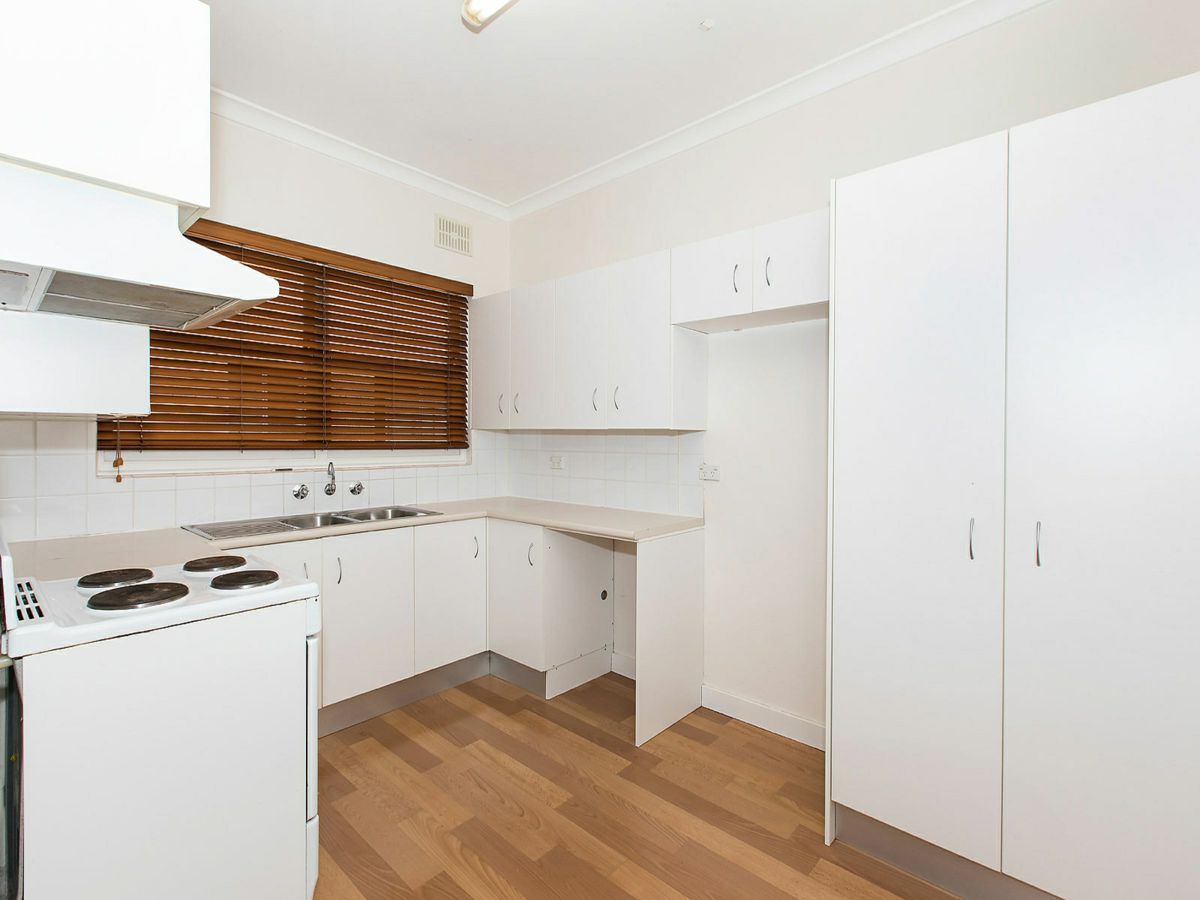 3/10 Garfield Street, Carlton - image 1