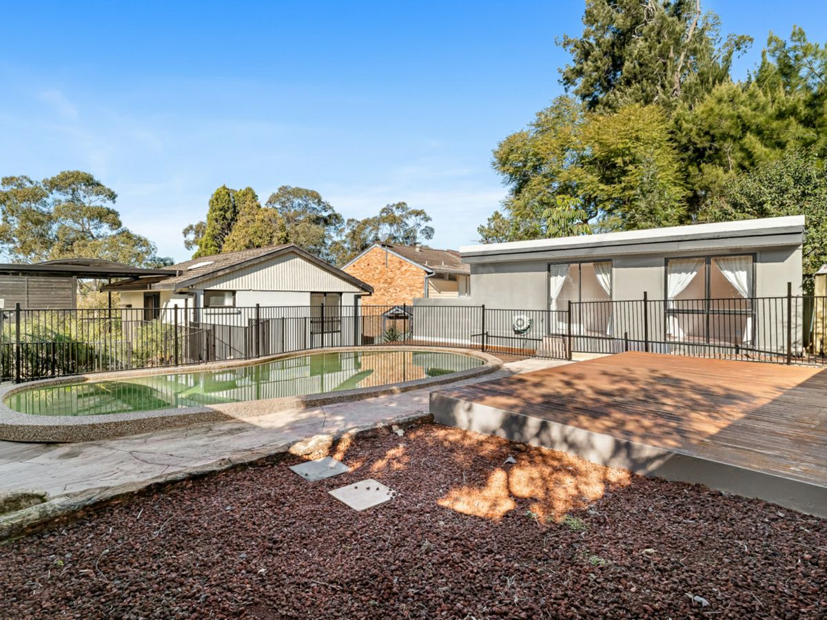 12 Werona Avenue, Padstow - image 2
