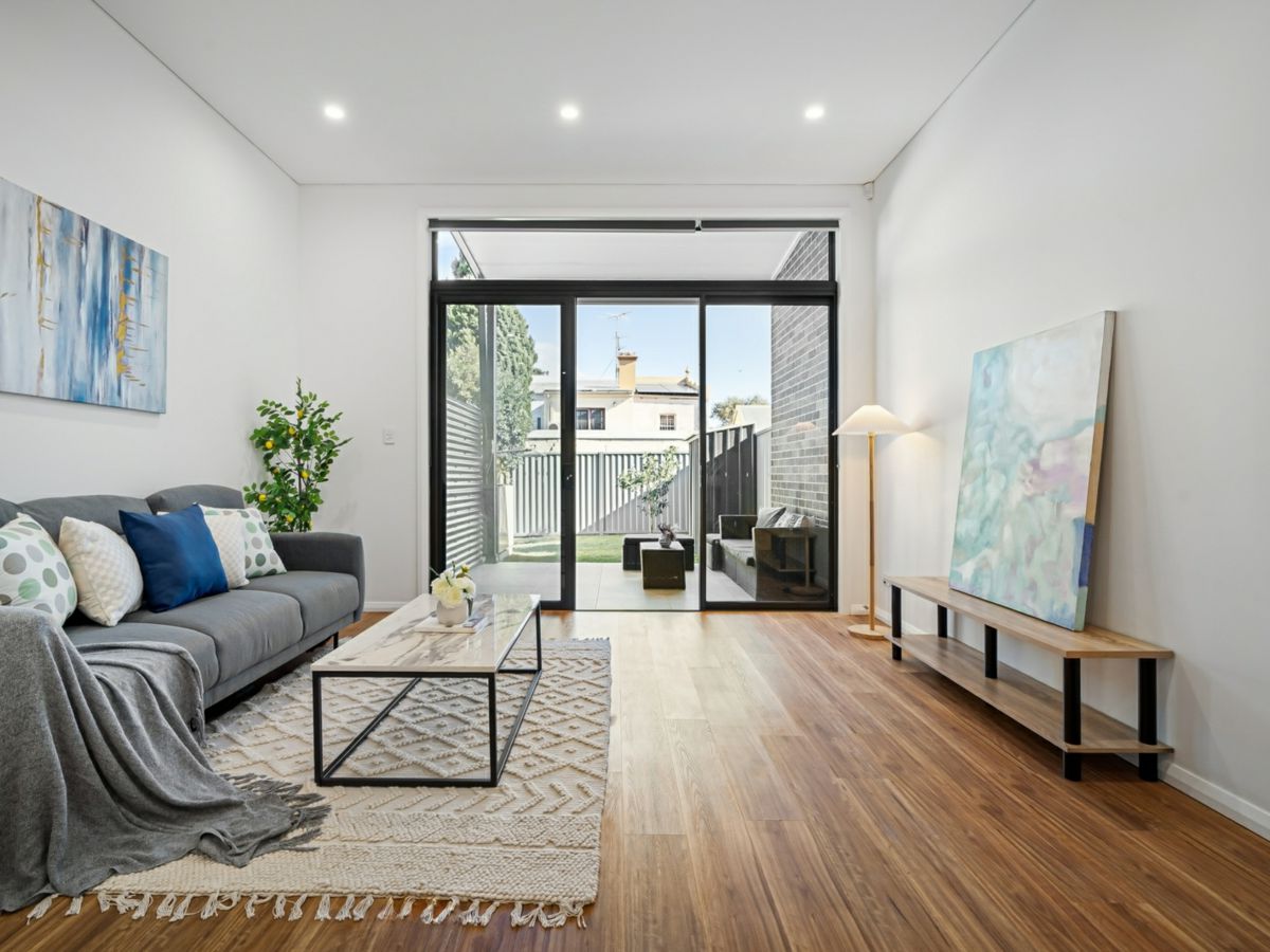 28 Smith Street, Tempe - image 1