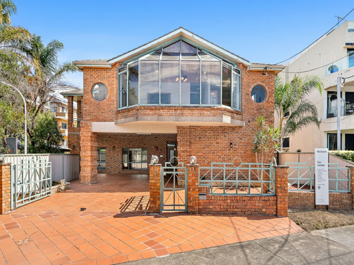 8 General Holmes Drive, Brighton-Le-Sands - image 1