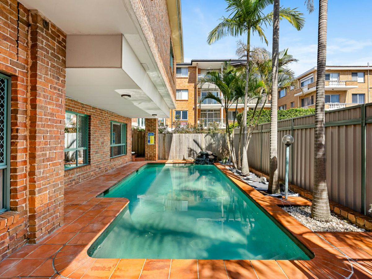 8 General Holmes Drive, Brighton-Le-Sands - image 3