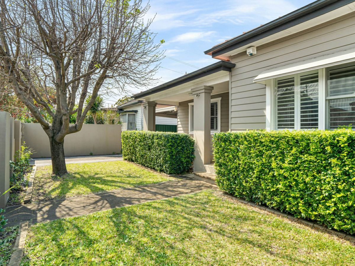 147 Napoleon Street, Sans Souci - image 2