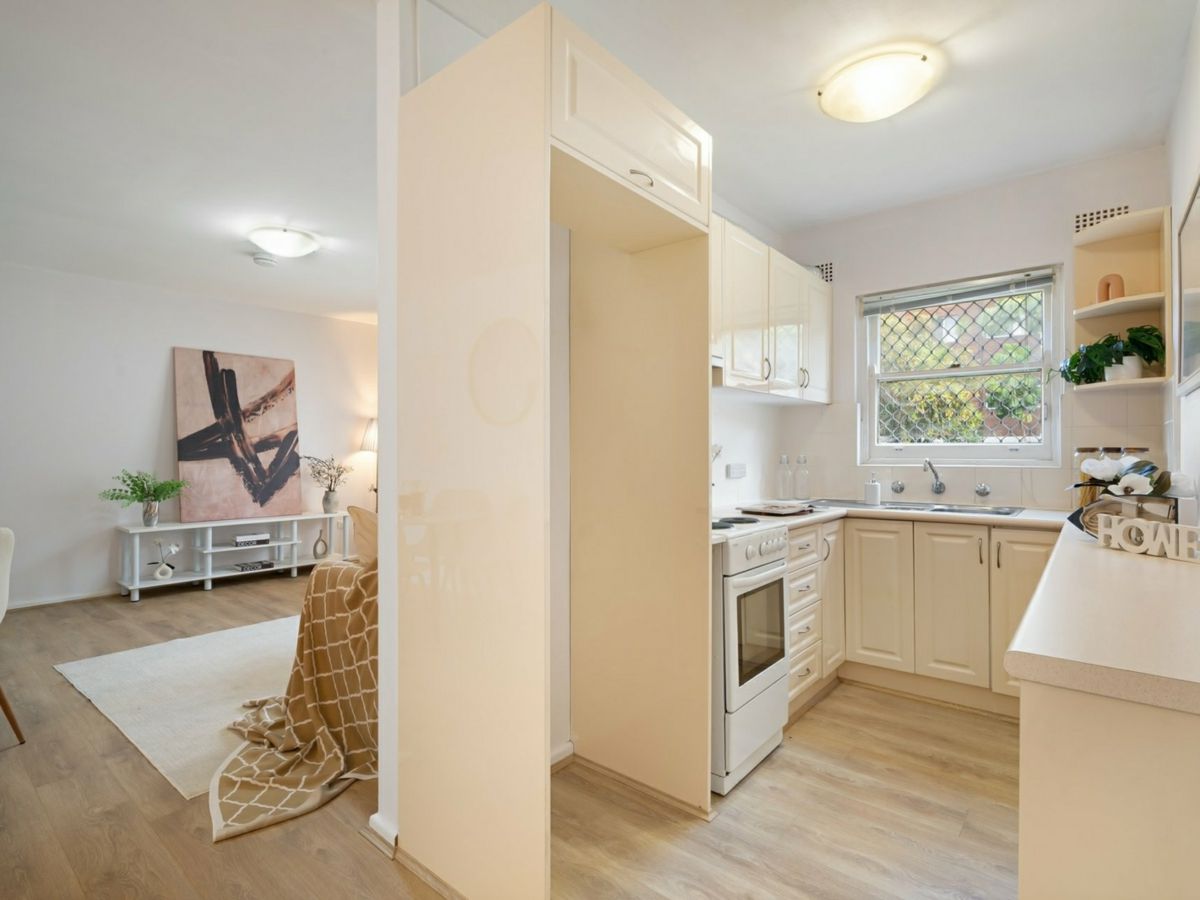 3/13 Hercules Road, Brighton-Le-Sands - image 2