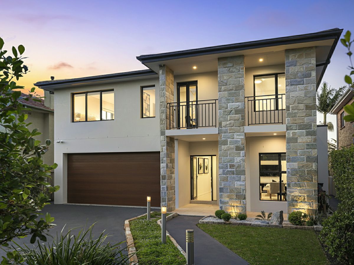 151 Edinburgh Road, Castlecrag - image 1