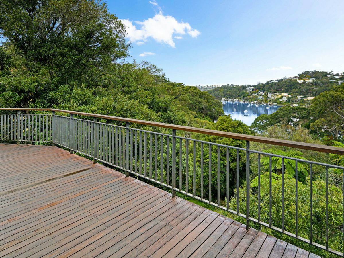 13 The Scarp, Castlecrag - image 3