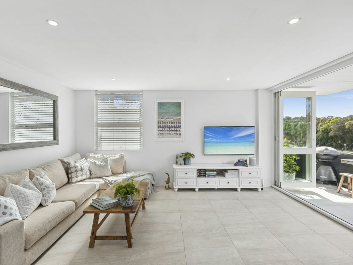 7/63 Old Barrenjoey Road, Avalon Beach - image 1