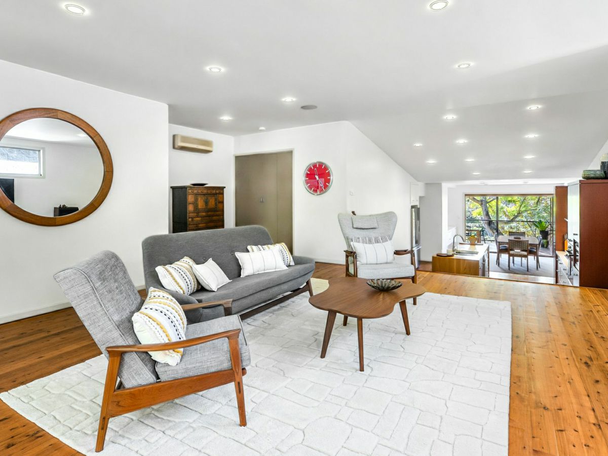 138 Grandview Drive, Newport - image 2