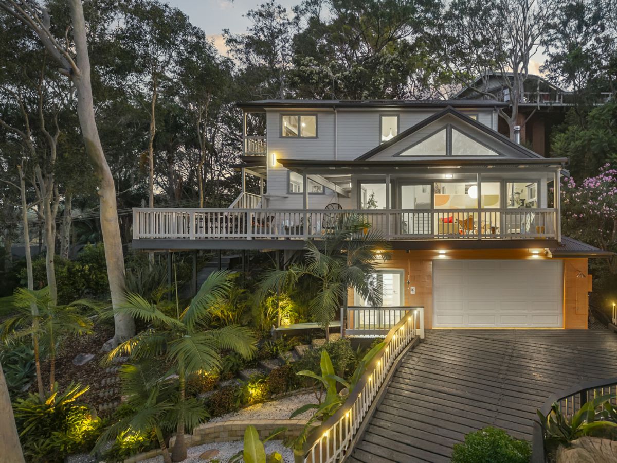 13 Wandearah Avenue, Avalon Beach - image 1