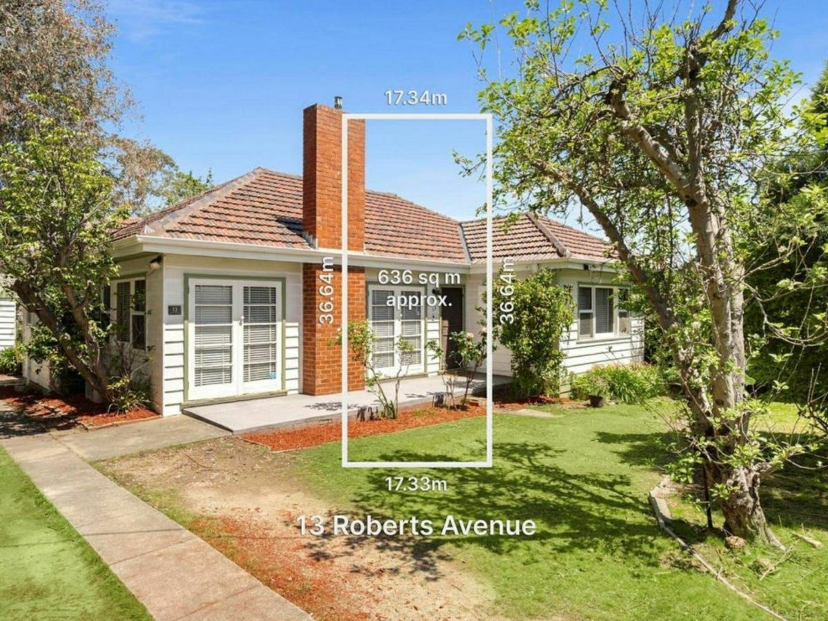 13 Roberts Avenue, Box Hill South - image 2