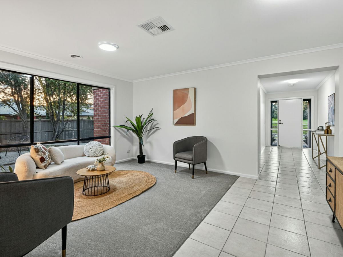 13 Findon Way, Berwick - image 3