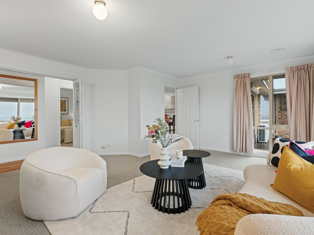 1/97 Strathavan Drive, Berwick - image 3