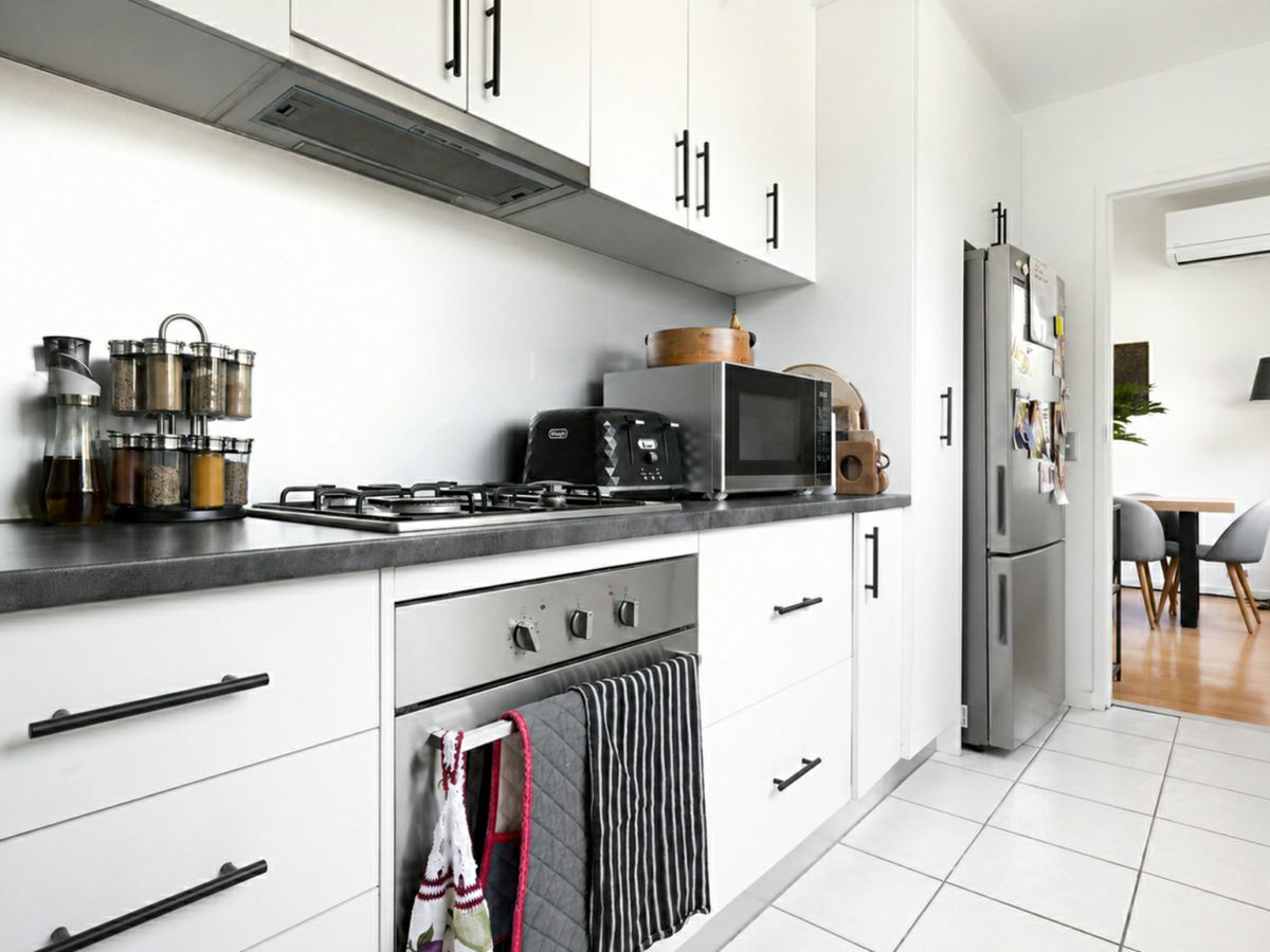 10/48 Derby Street, Kew - image 2