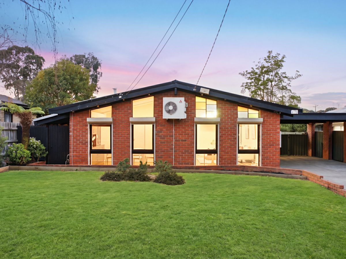 61 Galahad Crescent, Glen Waverley - image 1
