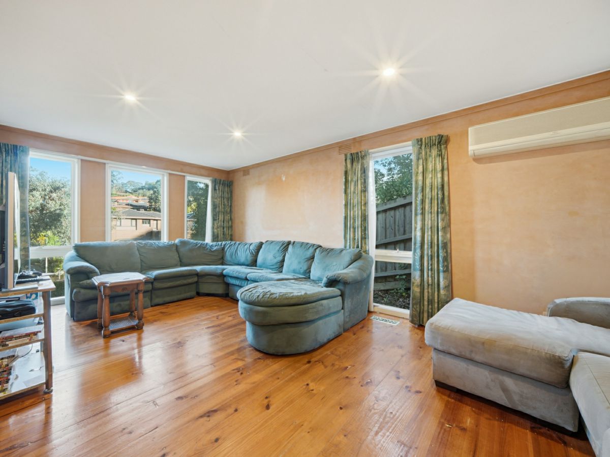 67 Long Valley Way, Doncaster East - image 3