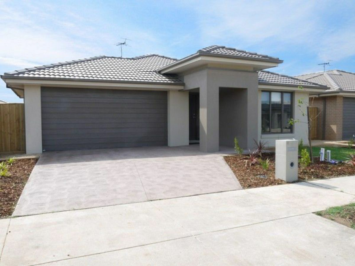 12 Alpina Avenue, Mount Duneed - image 1
