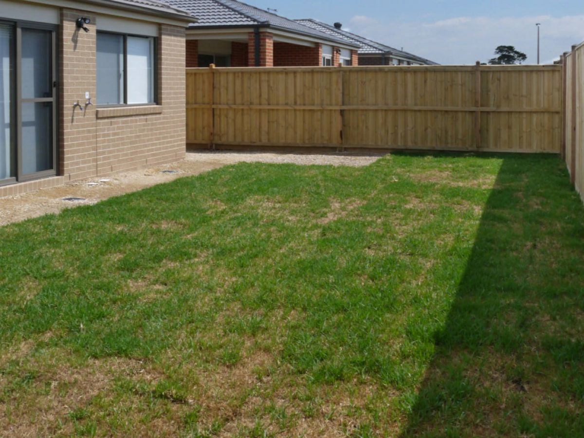 12 Alpina Avenue, Mount Duneed - image 3