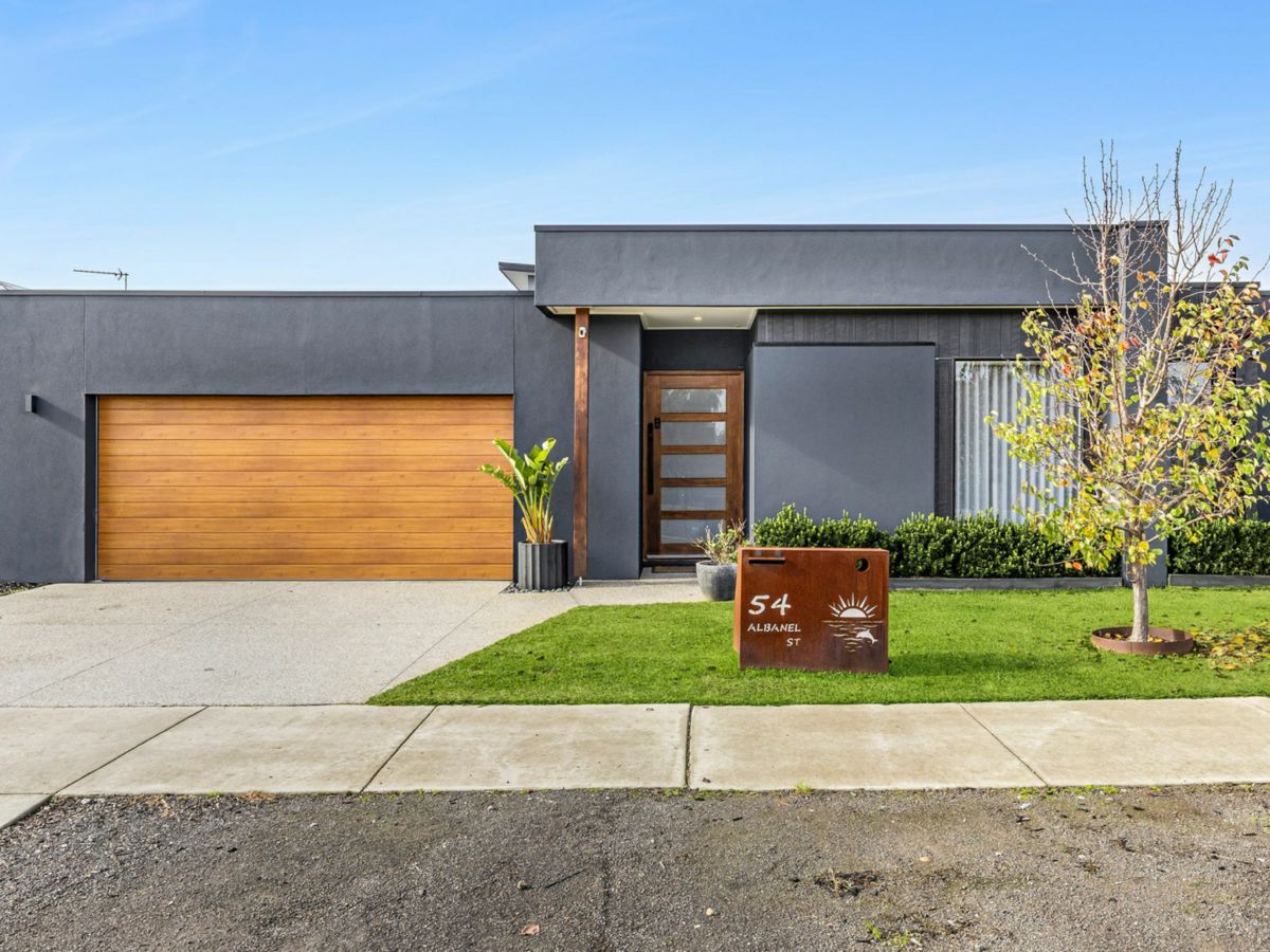 54 Albanel Street, Armstrong Creek - image 1