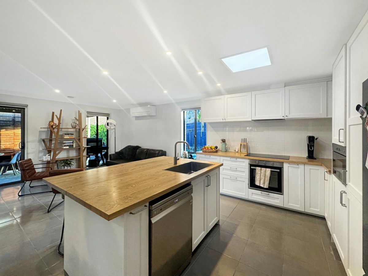 161 Warralily Boulevard, Armstrong Creek - image 2