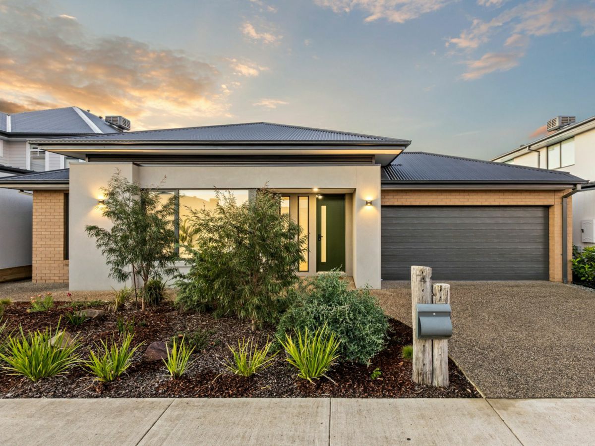 4 Inglenook Circuit, Armstrong Creek - image 1