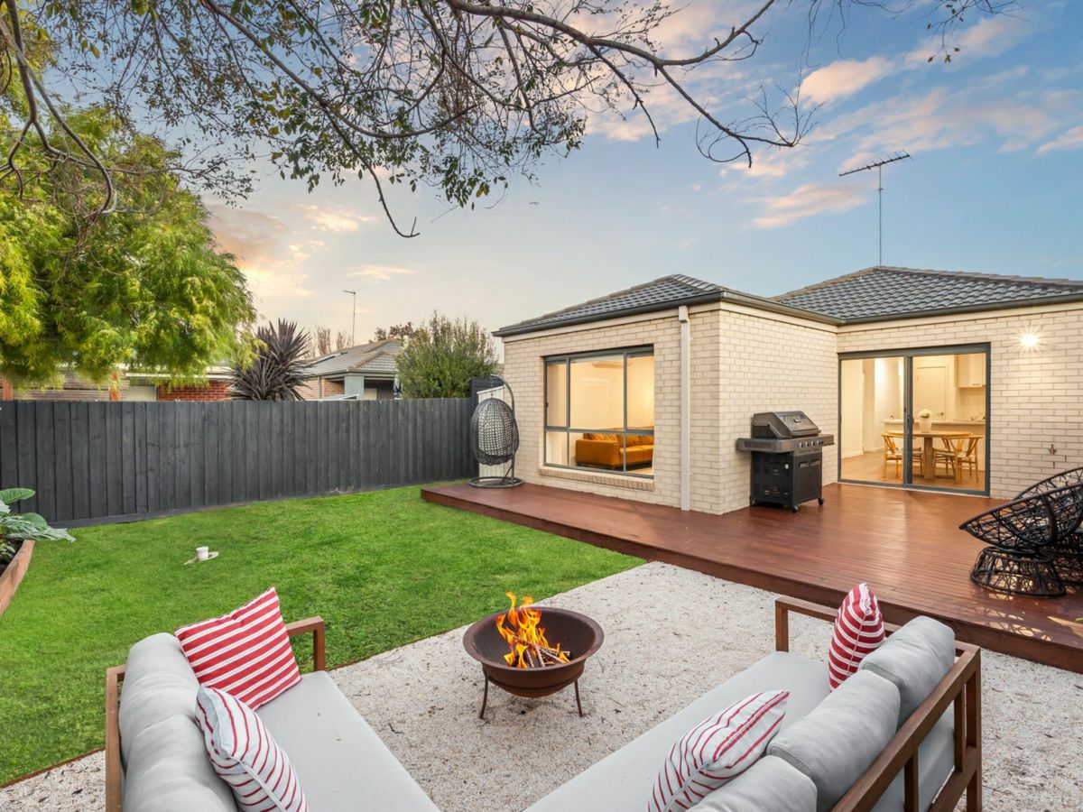 6 Beekeeper Road, Armstrong Creek - image 2