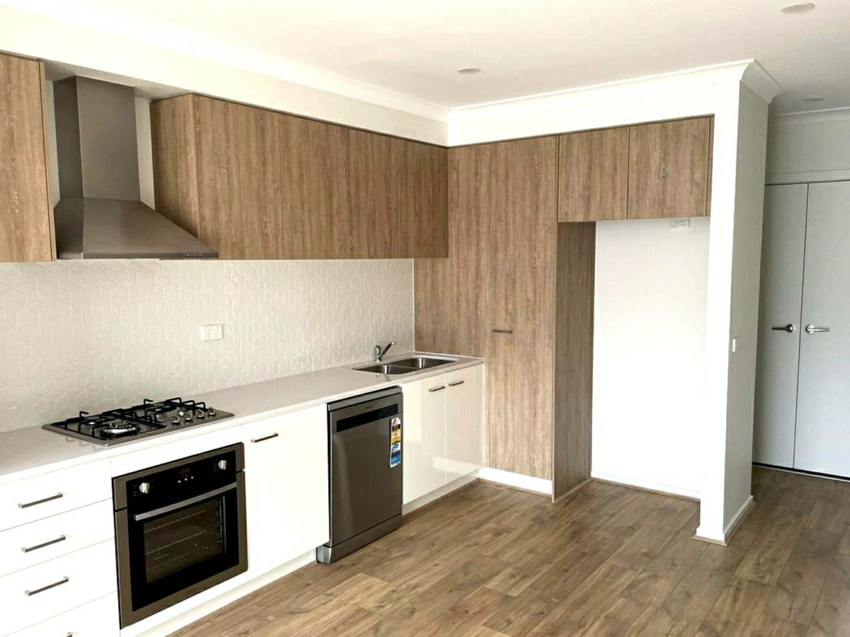 19 Monterey Street, Armstrong Creek - image 2