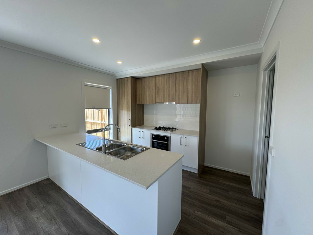 13 Milesi Street, Charlemont - image 2