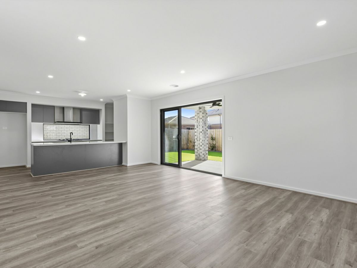 76 Pearlrock Drive, Mount Duneed - image 3