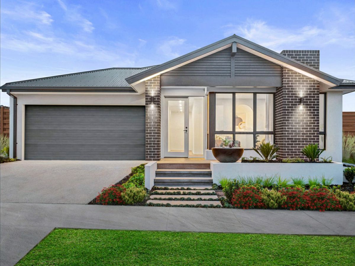 236 Sovereign Drive, Mount Duneed - image 1
